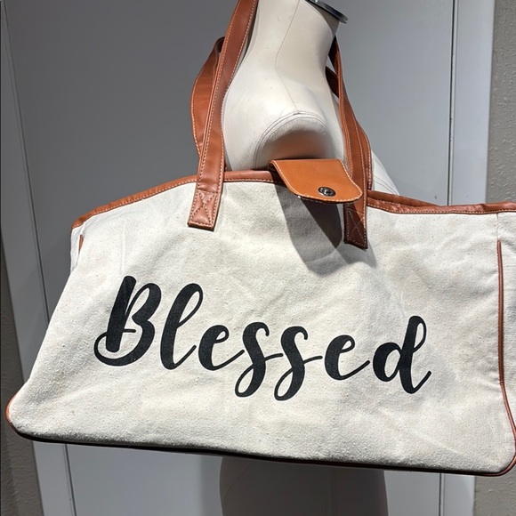 Tan and White Tote Bag with Script Design - Picture 1 of 14